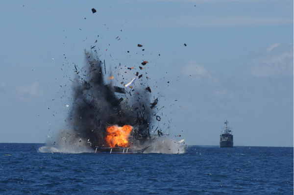 印尼海軍炸沉中越泰菲等國19艘漁船3