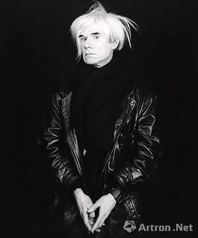 Robert Mapplethorpe 《Andy Warhol 》(1987)，2006年拍得64.32萬美元。