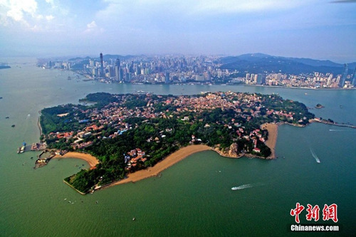 資料圖：鳥瞰鼓浪嶼全景。 王東明 攝