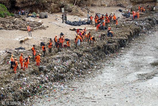 海洋垃圾反攻 加勒比島國度假沙灘被垃圾吞沒