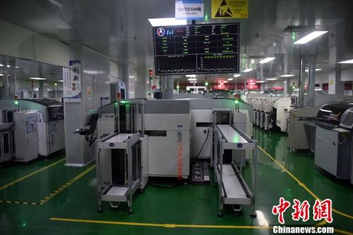 資料圖：智能工廠物流系統(tǒng)。<a target='_blank' href='http://www.chinanews.com/'>中新社</a>記者 孫自法 攝