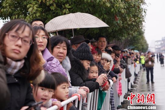 點擊進(jìn)入下一頁