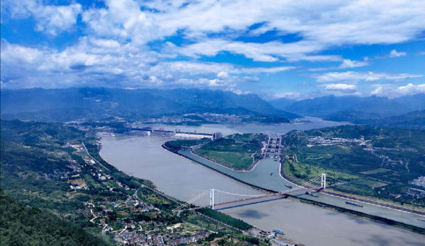 三峽大壩全景。攝影：湯偉